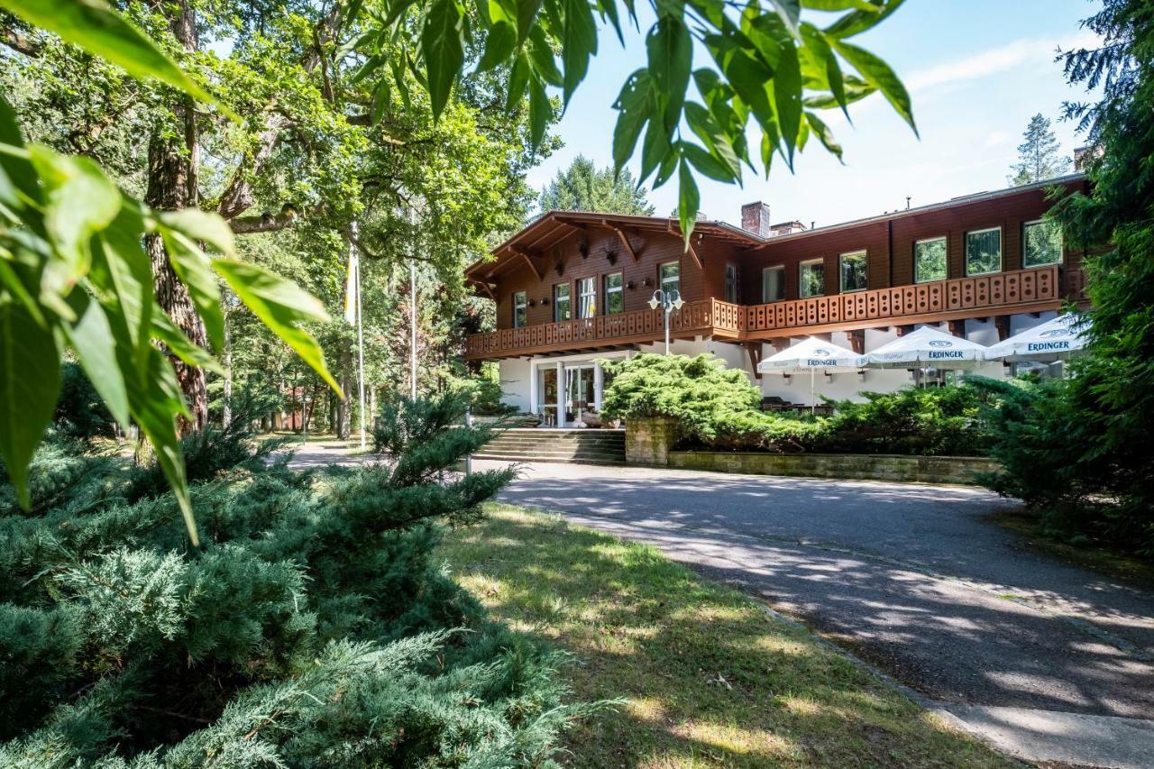 Ringhotel Schorfheide, Tagungszentrum Der Wirtschaft โยอาคิมสทาล ภายนอก รูปภาพ